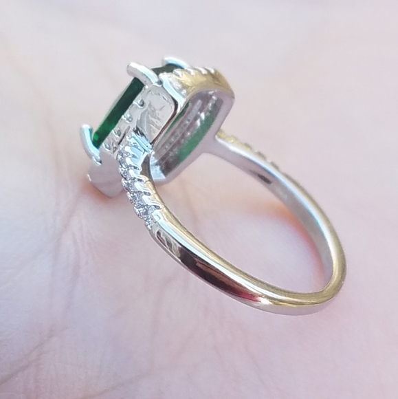 Green Emerald Rectangular Halo Silver Ring - Picture 4 of 5